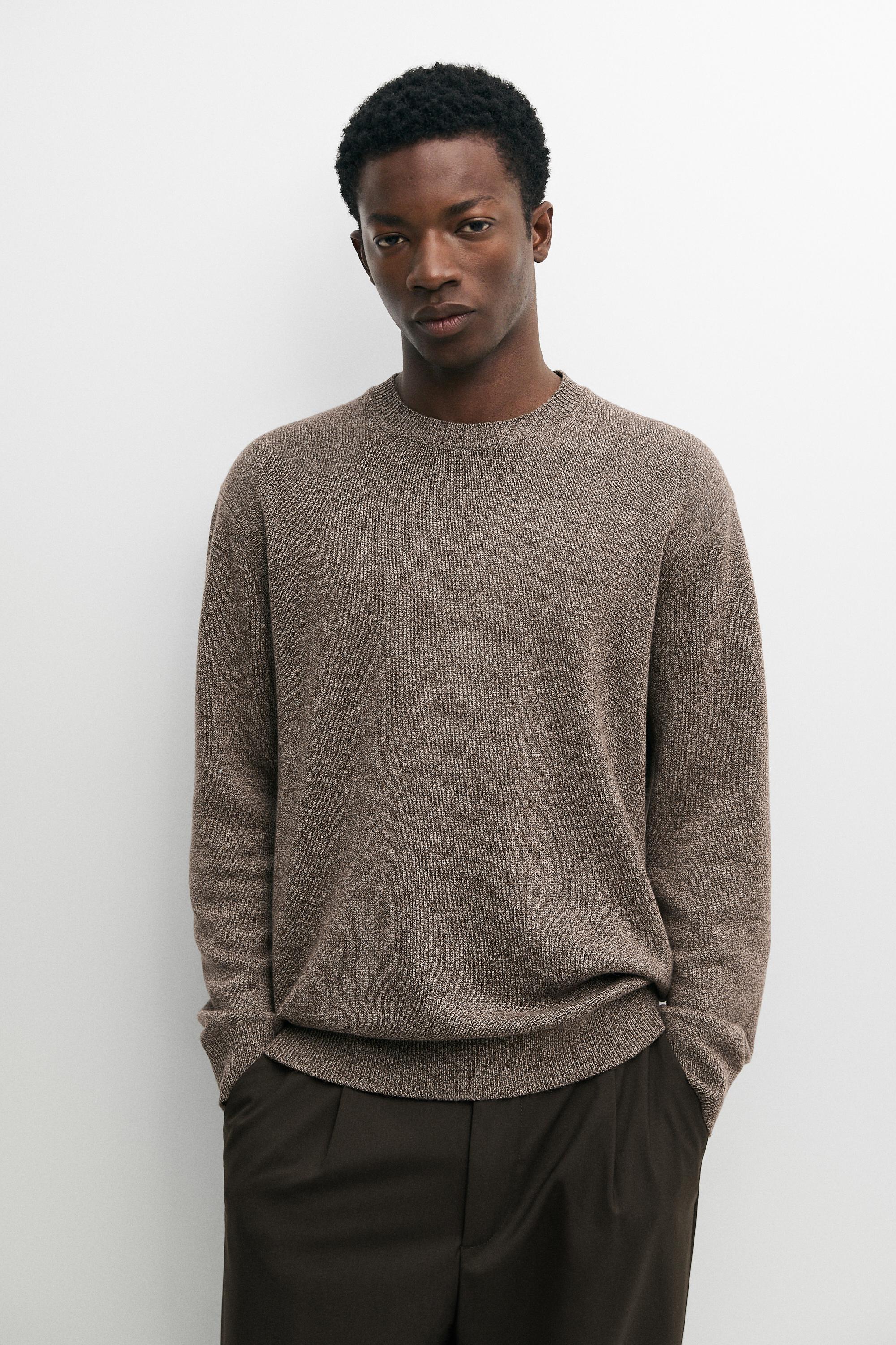 Wool-blend knit round neck sweater